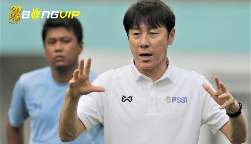 HLV Shin Tae-yong sẵn lòng dẫn dắt tuyển Trung Quốc Shin Tae-yong và hành trình thành công tại Indonesia