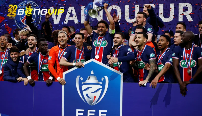 Hành động đẹp từ ngôi sao Real Madrid